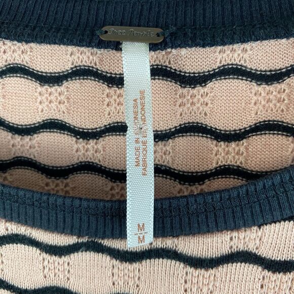 Free People Long Sleeve Peplum Top Womens M Pink Black Striped Pin Up Hourglass - Picture 4 of 11